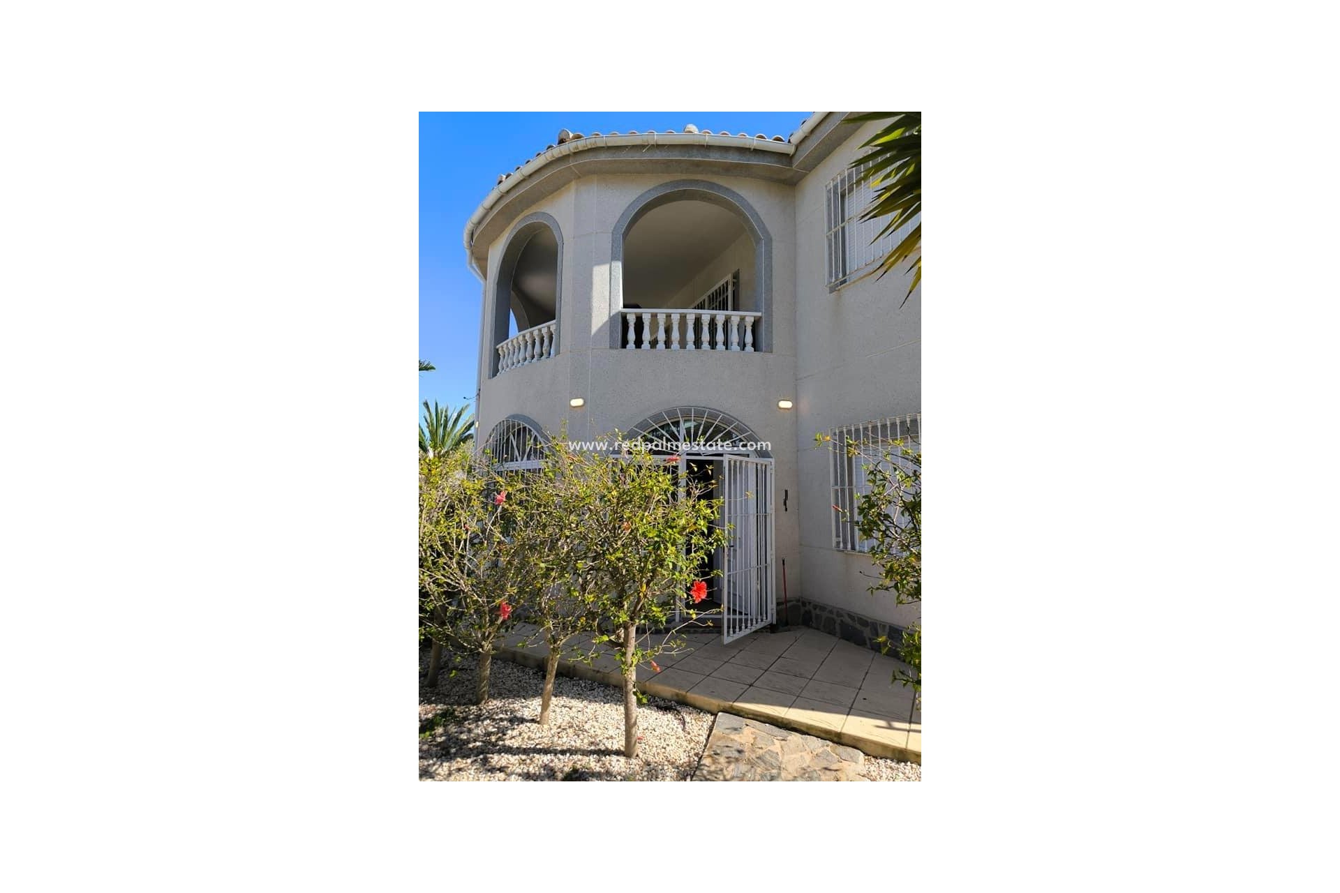 Reventa - Villa -
Torrevieja - La siesta