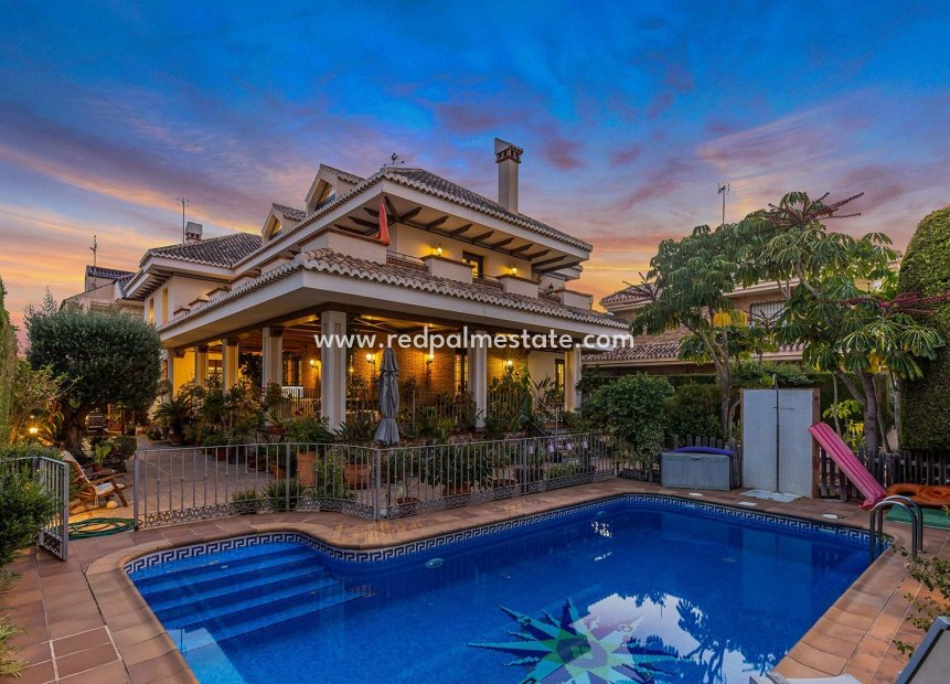 Reventa - Villa -
Torrevieja - La Veleta