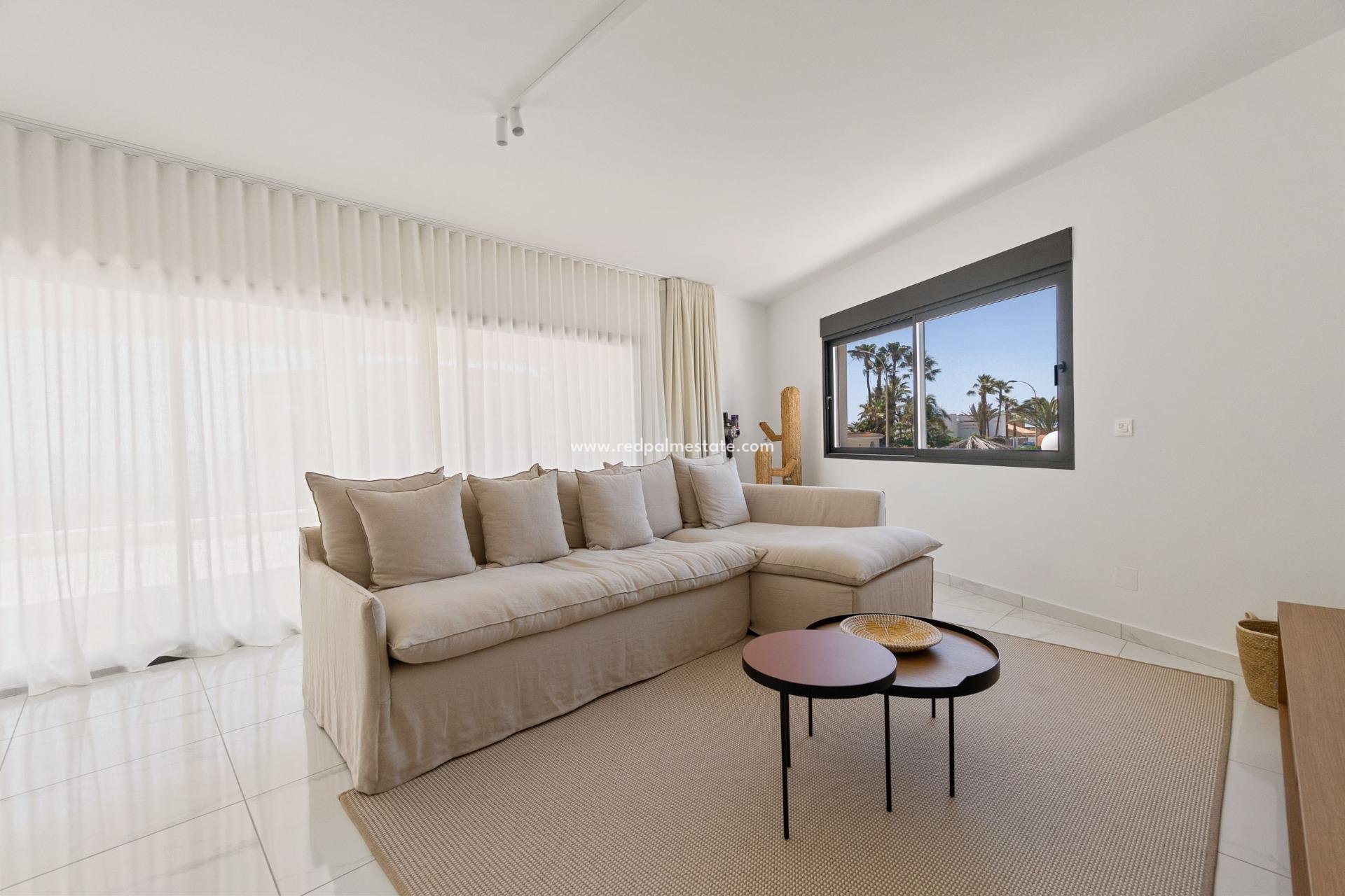 Reventa - Villa -
Torrevieja - La Veleta