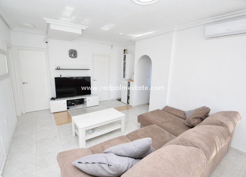 Reventa - Villa -
Torrevieja - Los Altos