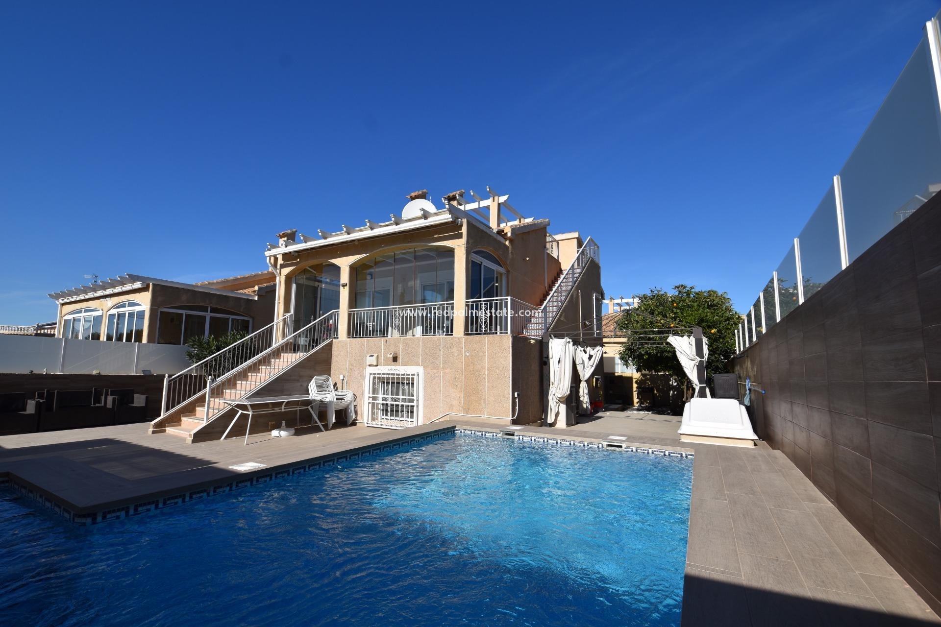 Reventa - Villa -
Torrevieja - Los Altos