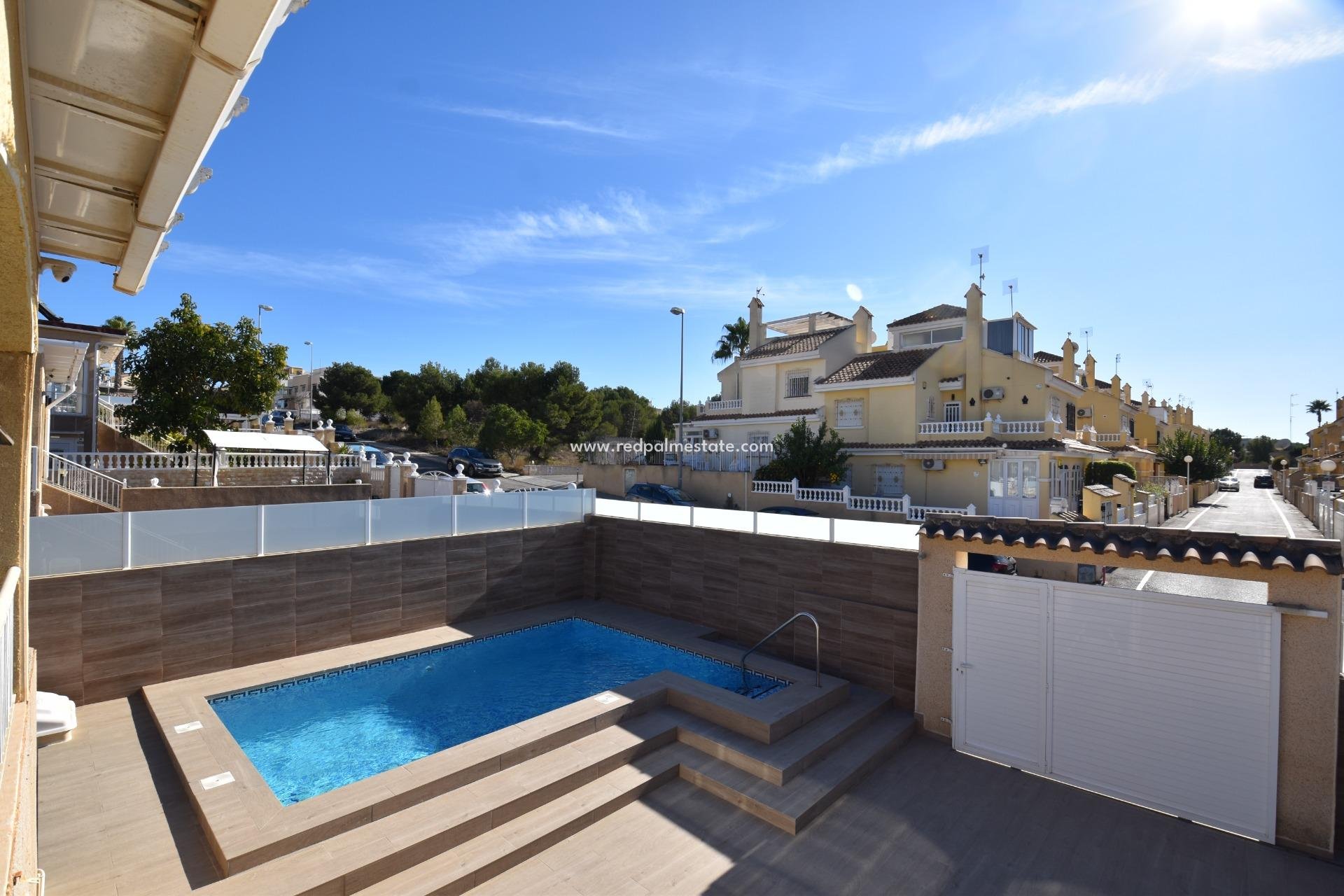 Reventa - Villa -
Torrevieja - Los altos