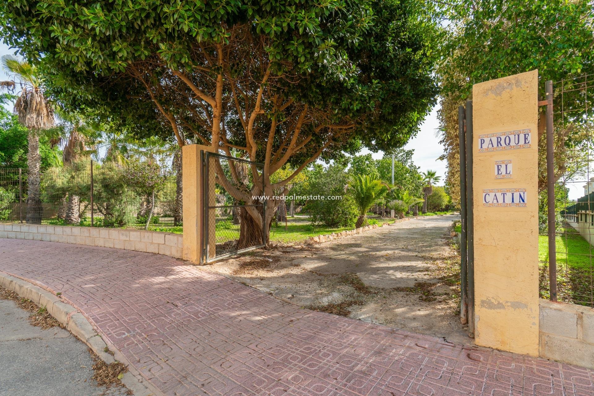 Reventa - Villa -
Torrevieja - Los Altos