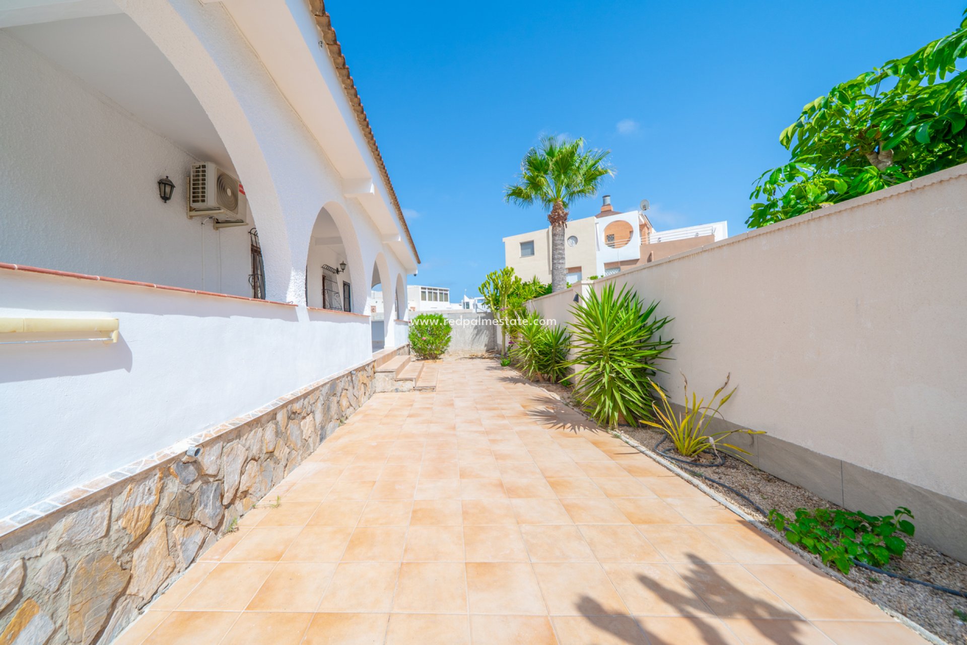 Reventa - Villa -
Torrevieja - Los balcones