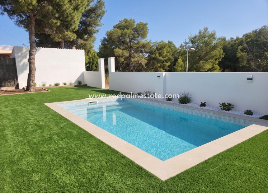 Reventa - Villa -
Torrevieja - Los balcones