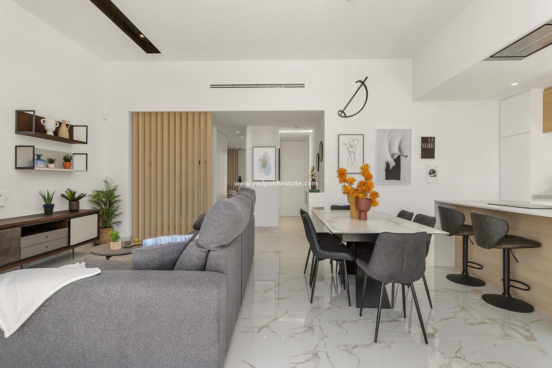 Reventa - Villa -
Torrevieja - Los balcones