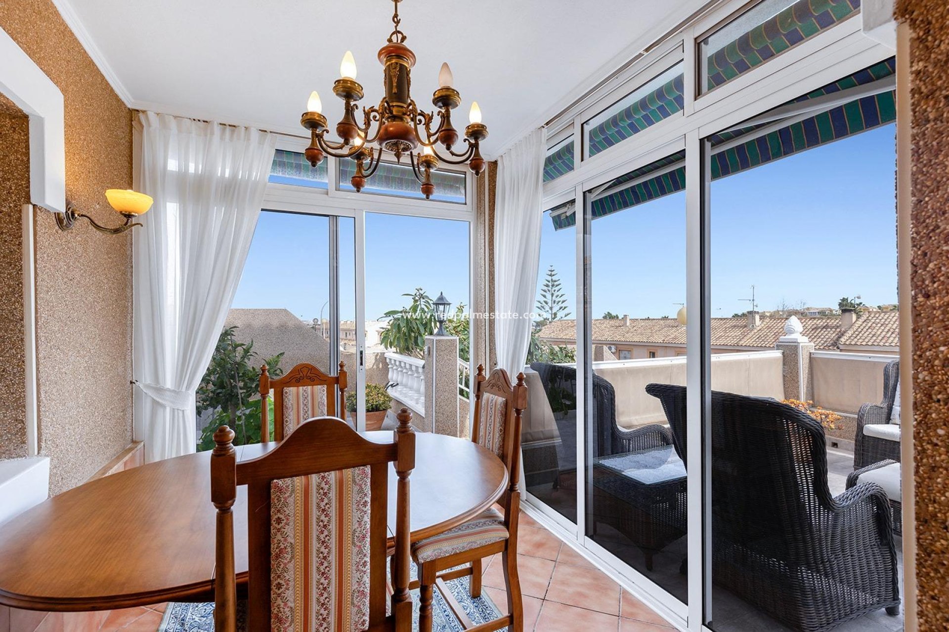 Reventa - Villa -
Torrevieja - Los balcones