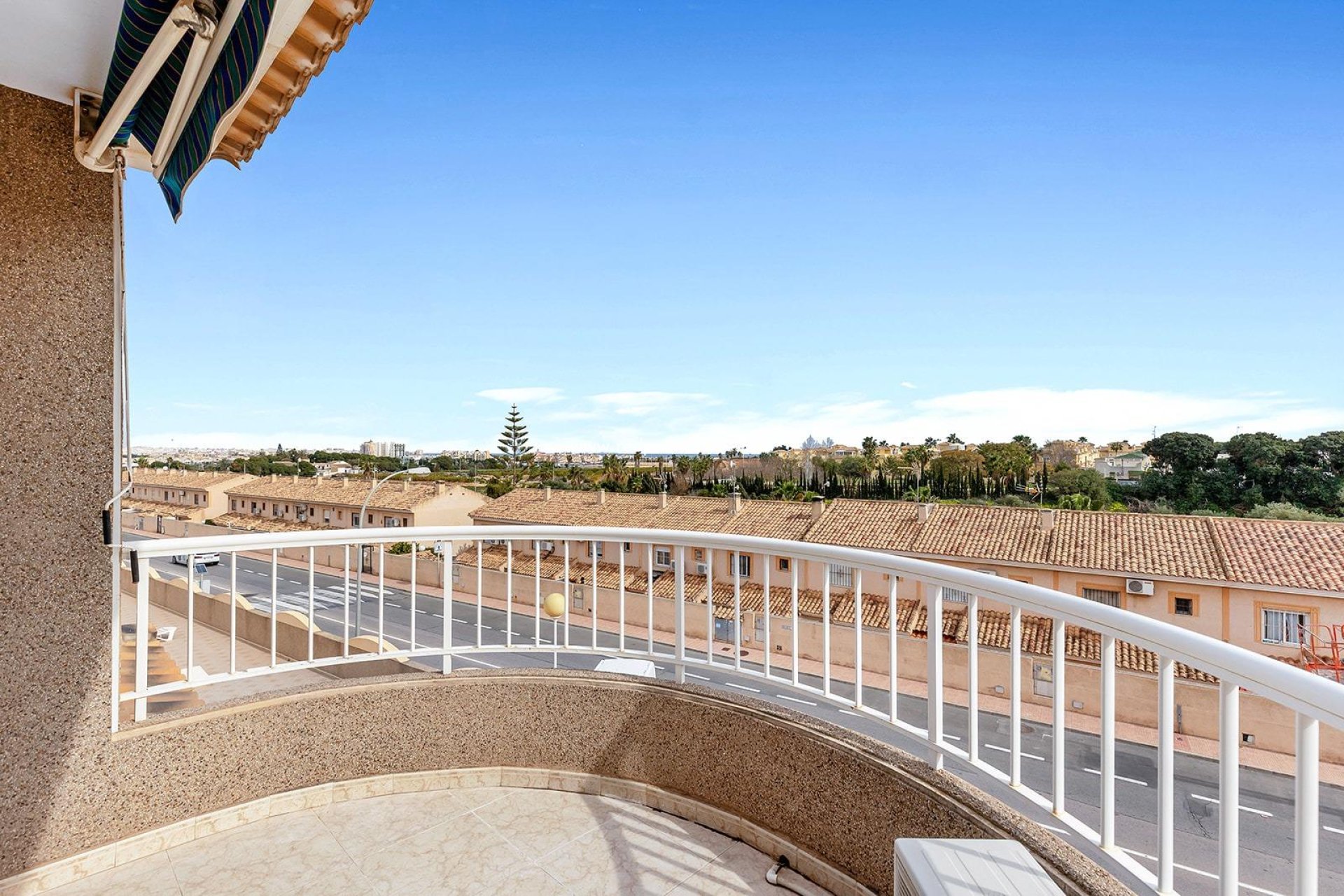 Reventa - Villa -
Torrevieja - Los balcones