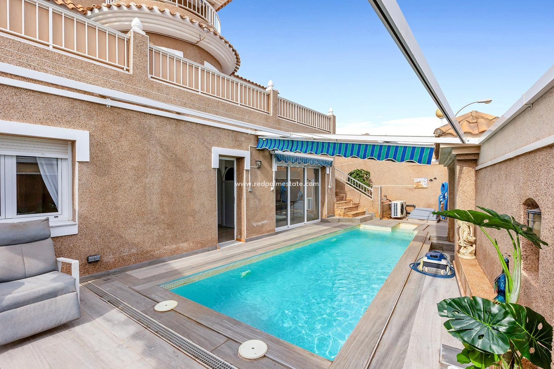 Reventa - Villa -
Torrevieja - Los balcones