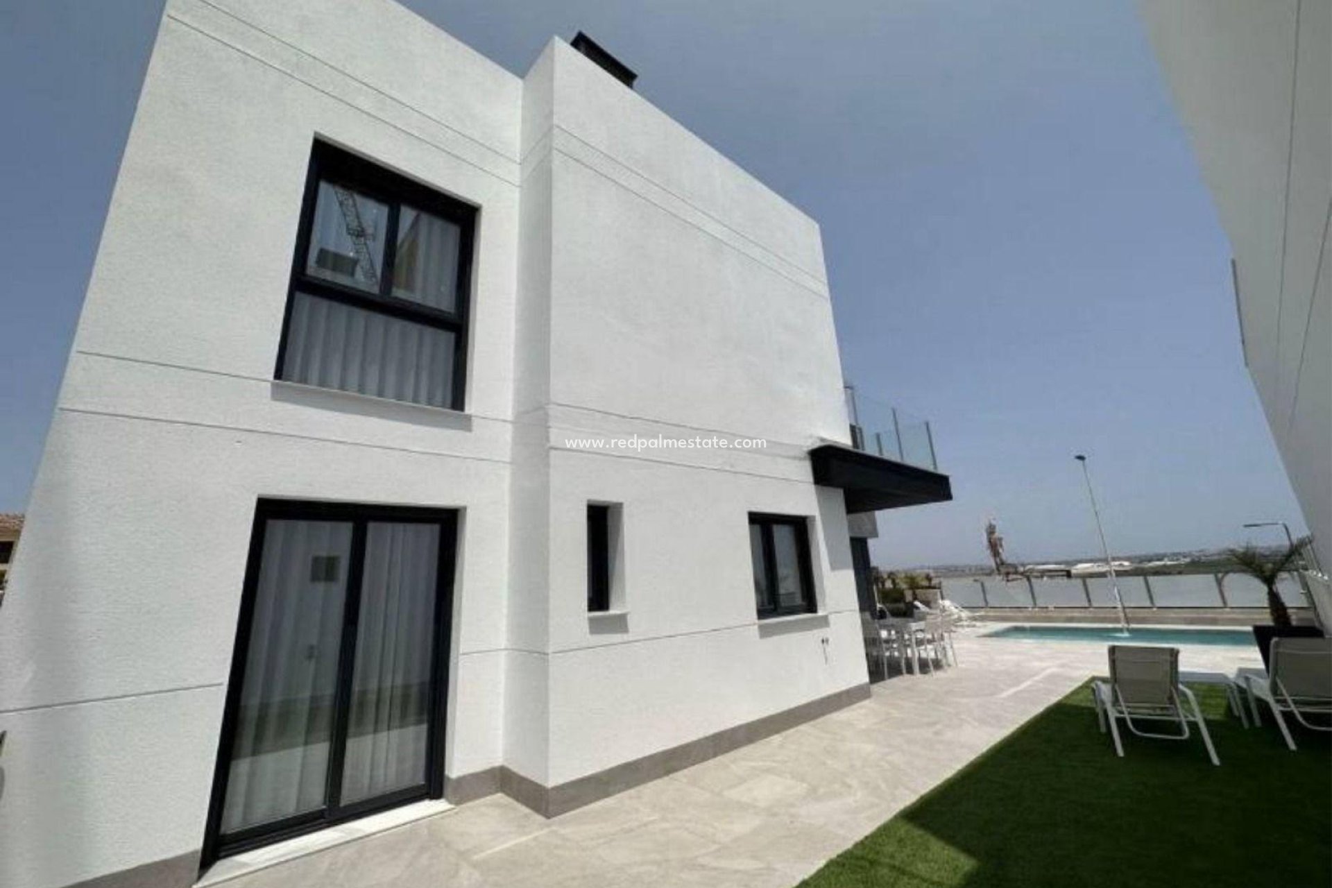 Reventa - Villa -
Torrevieja - Los balcones
