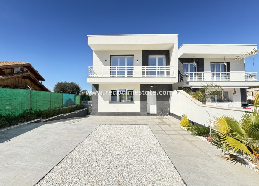 Reventa - Villa -
Torrevieja - Los balcones