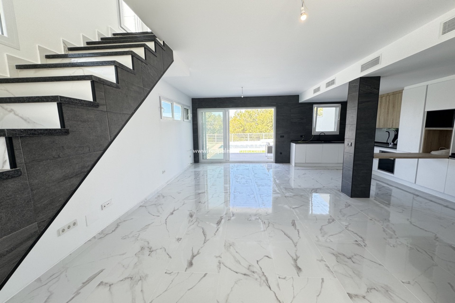 Reventa - Villa -
Torrevieja - Los balcones