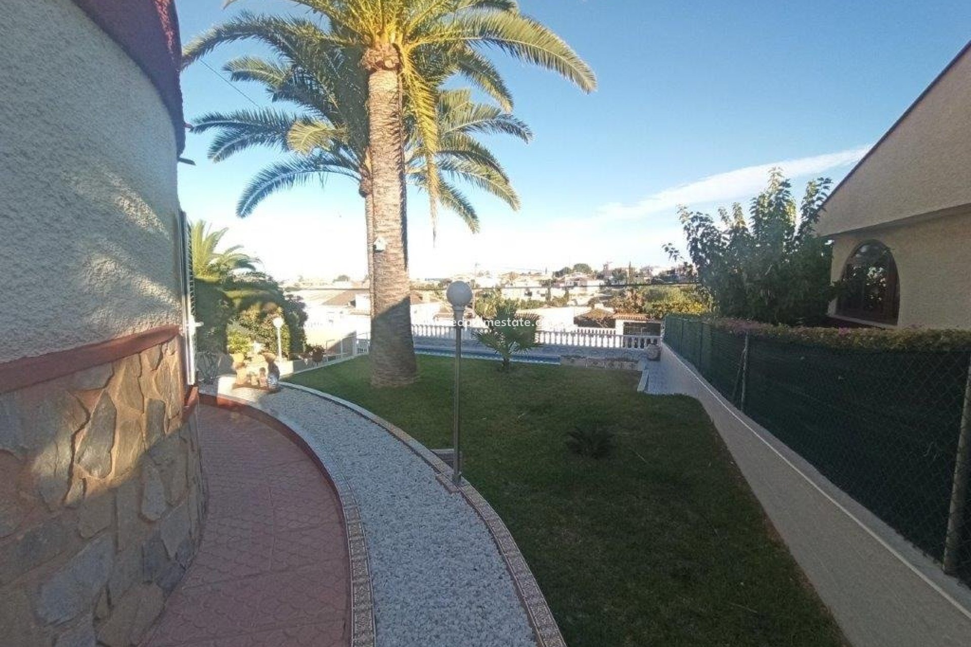 Reventa - Villa -
Torrevieja - Los Balcones