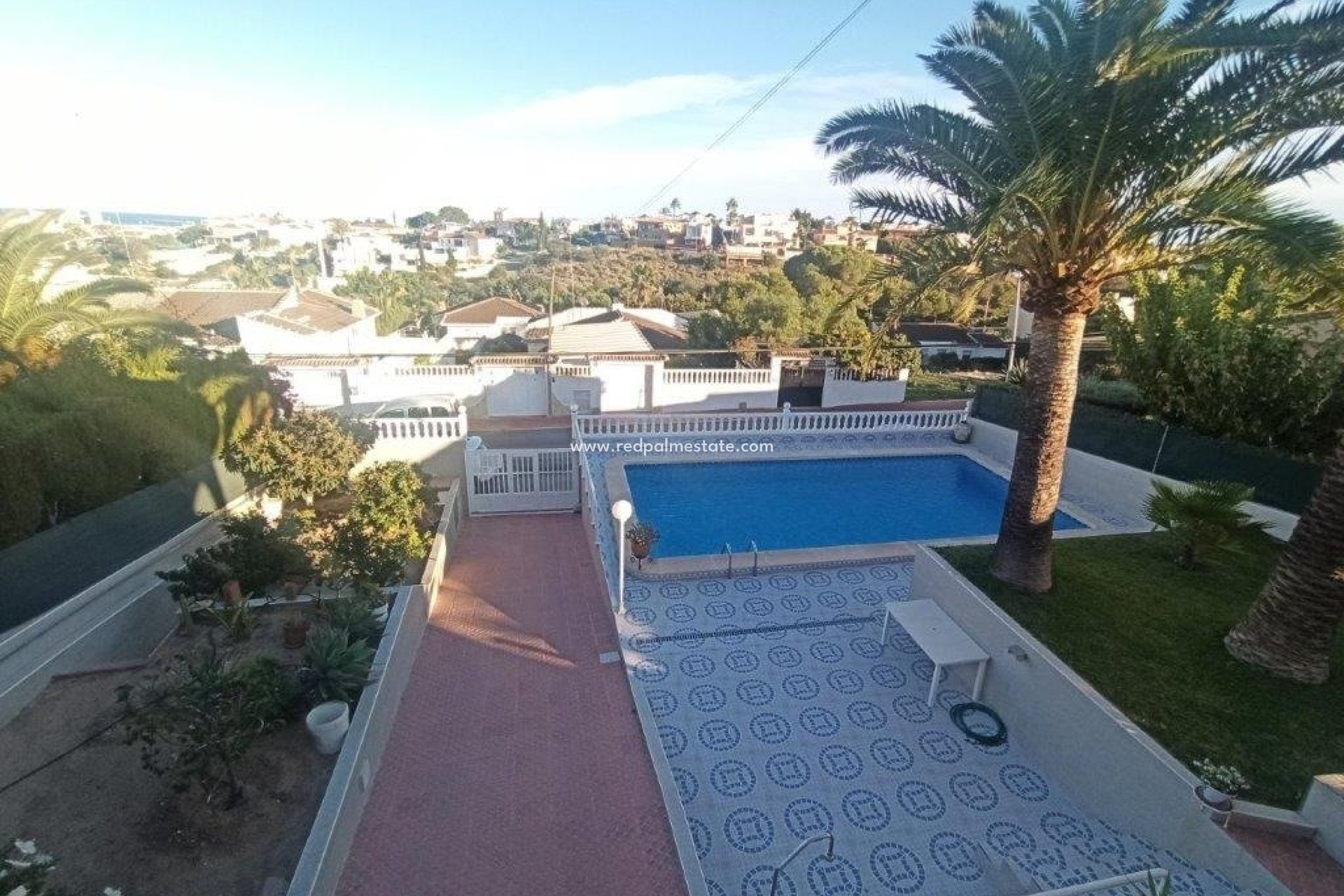 Reventa - Villa -
Torrevieja - Los Balcones