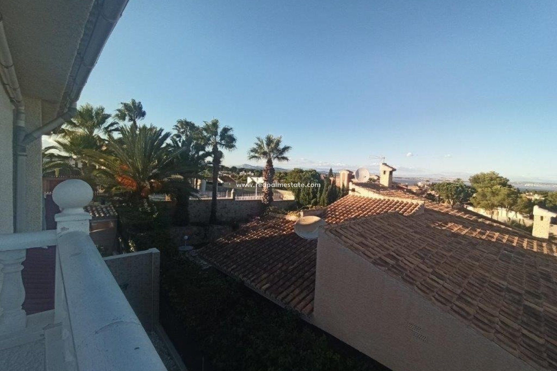 Reventa - Villa -
Torrevieja - Los Balcones