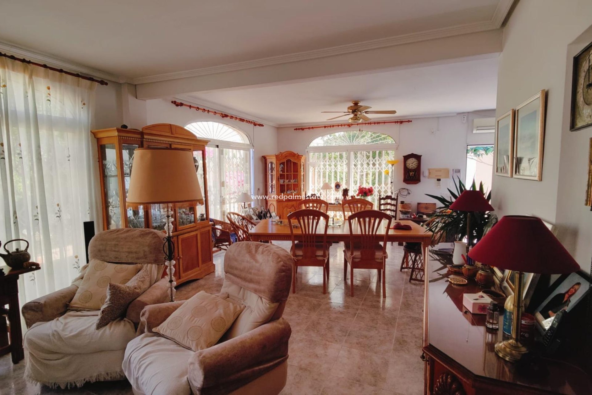 Reventa - Villa -
Torrevieja - Los balcones