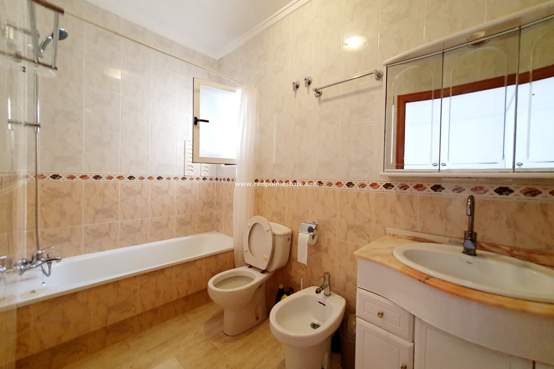 Reventa - Villa -
Torrevieja - Los balcones