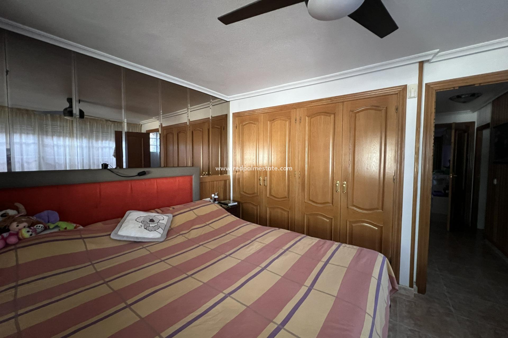 Reventa - Villa -
Torrevieja - Los balcones