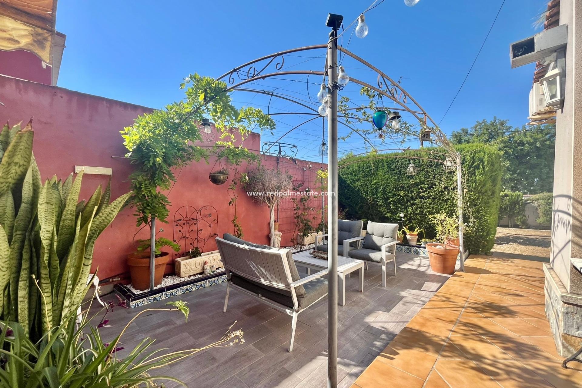 Reventa - Villa -
Torrevieja - Los balcones