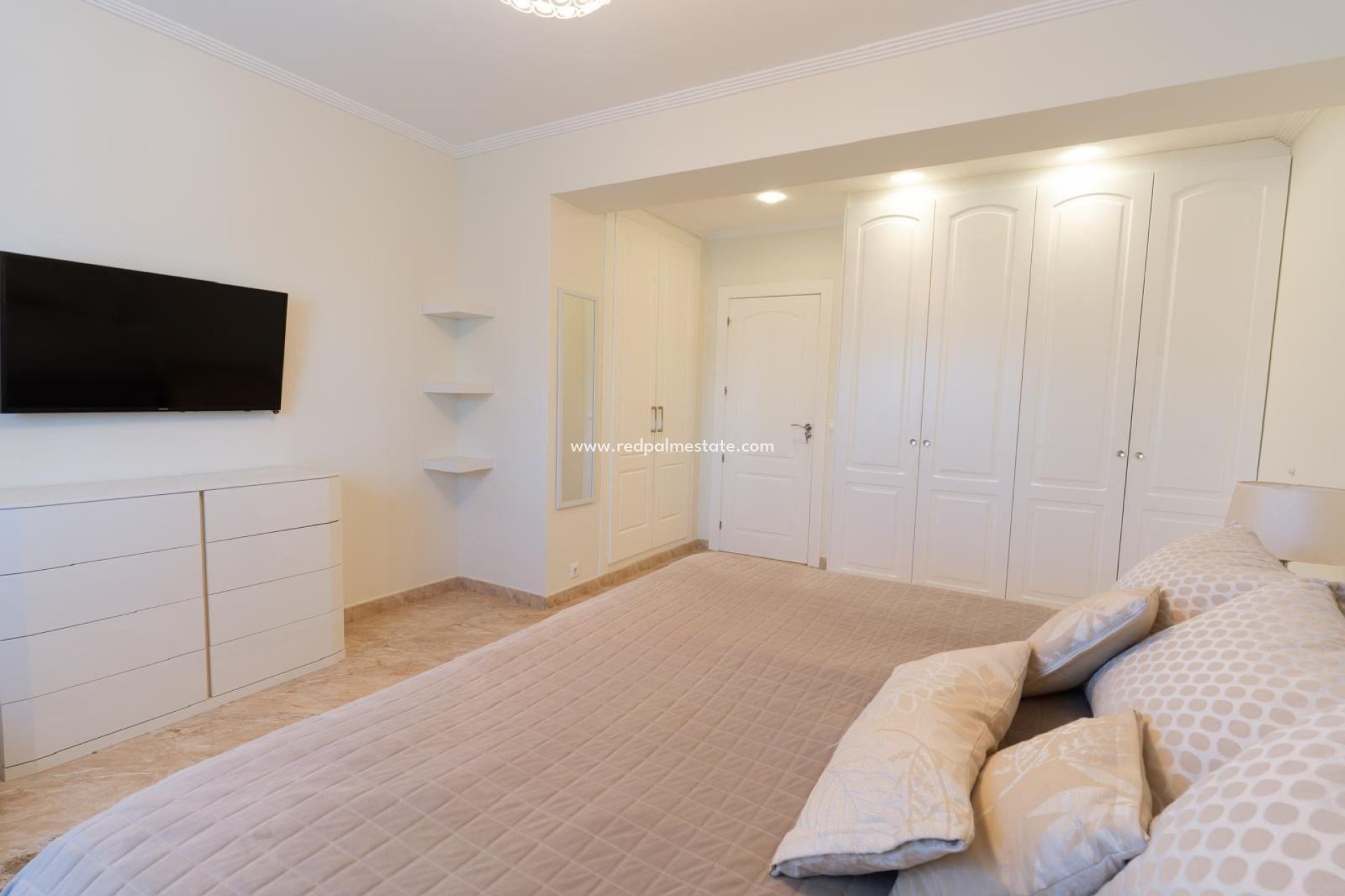 Reventa - Villa -
Torrevieja - Los balcones