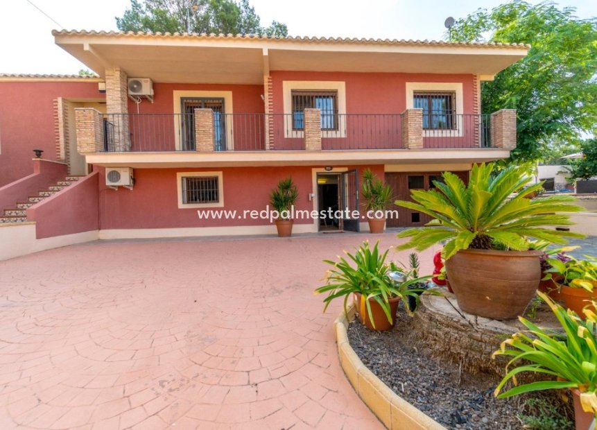 Reventa - Villa -
Torrevieja - Los balcones