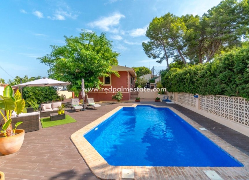 Reventa - Villa -
Torrevieja - Los balcones