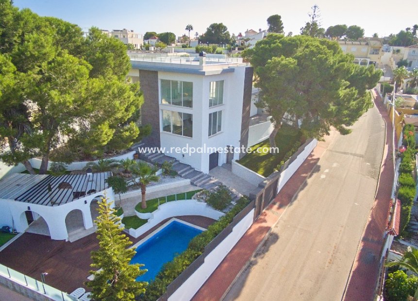 Reventa - Villa -
Torrevieja - Los balcones