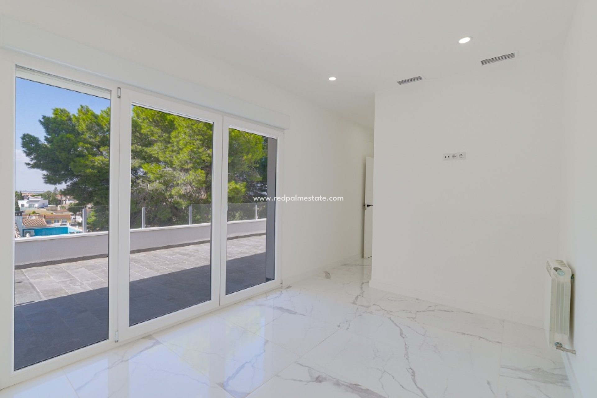 Reventa - Villa -
Torrevieja - Los balcones