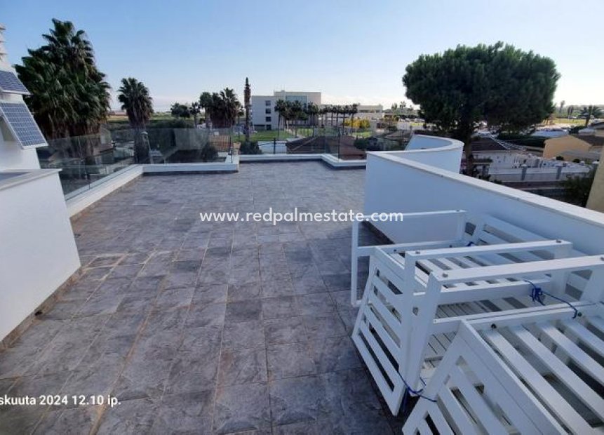 Reventa - Villa -
Torrevieja - Los balcones