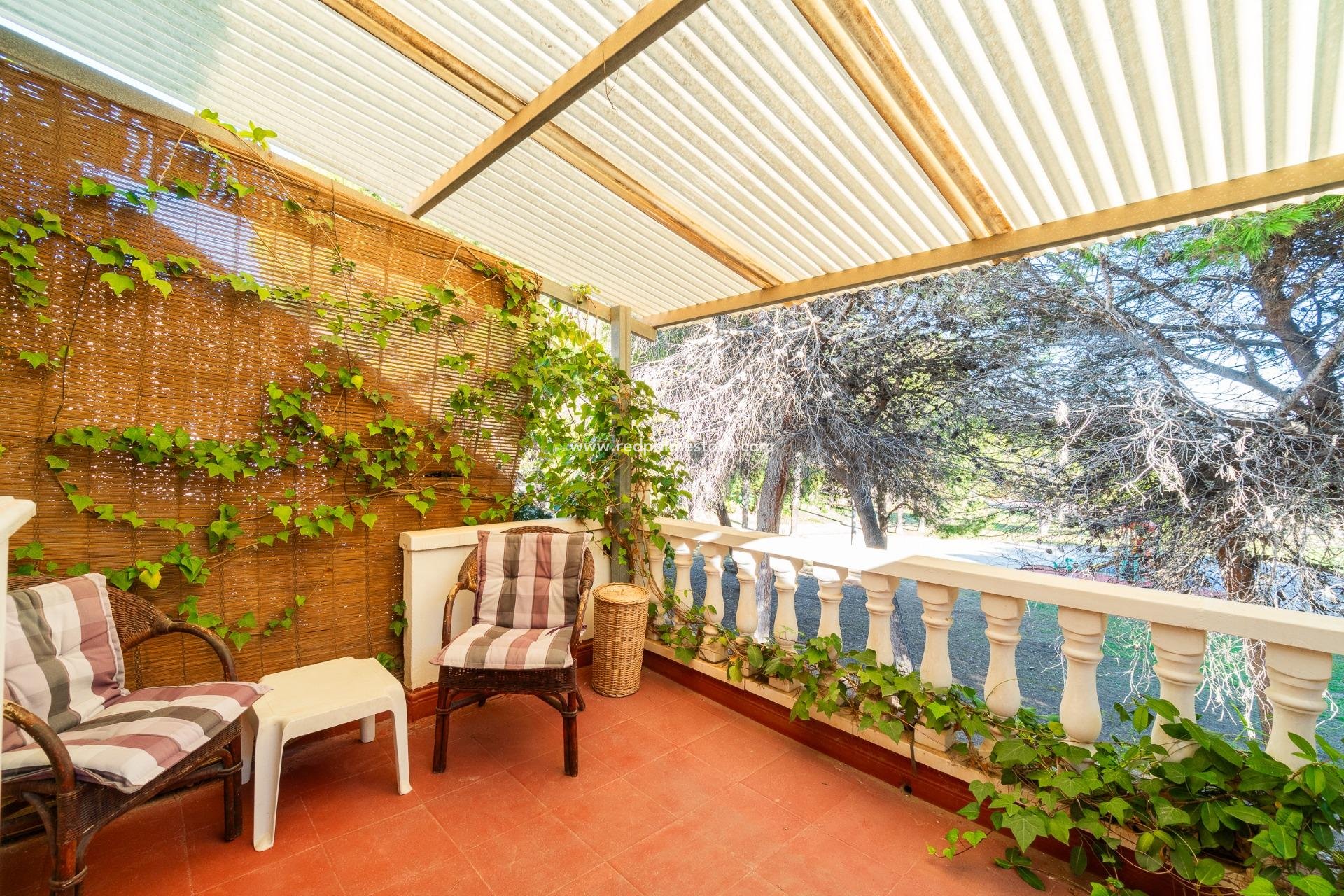 Reventa - Villa -
Torrevieja - Los balcones