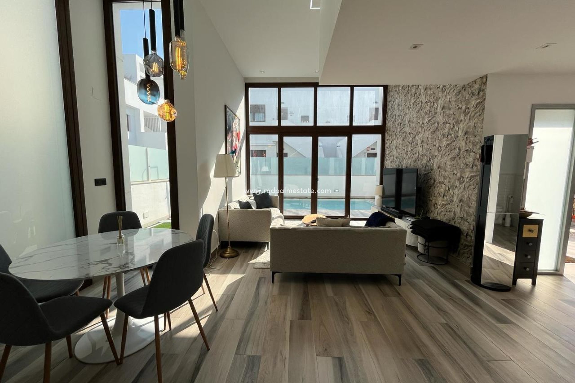 Reventa - Villa -
Torrevieja - Los balcones