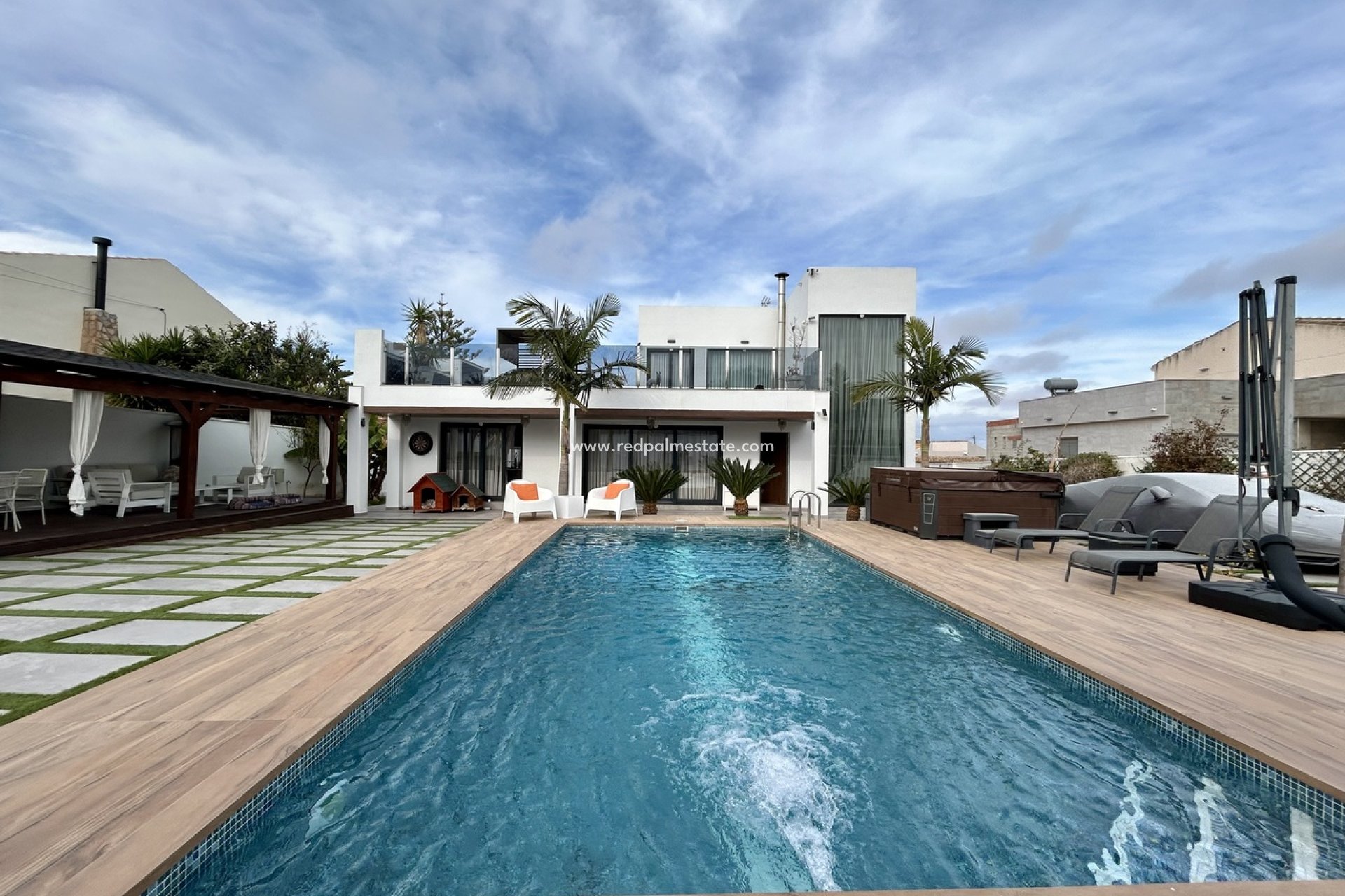 Reventa - Villa -
Torrevieja - Los balcones