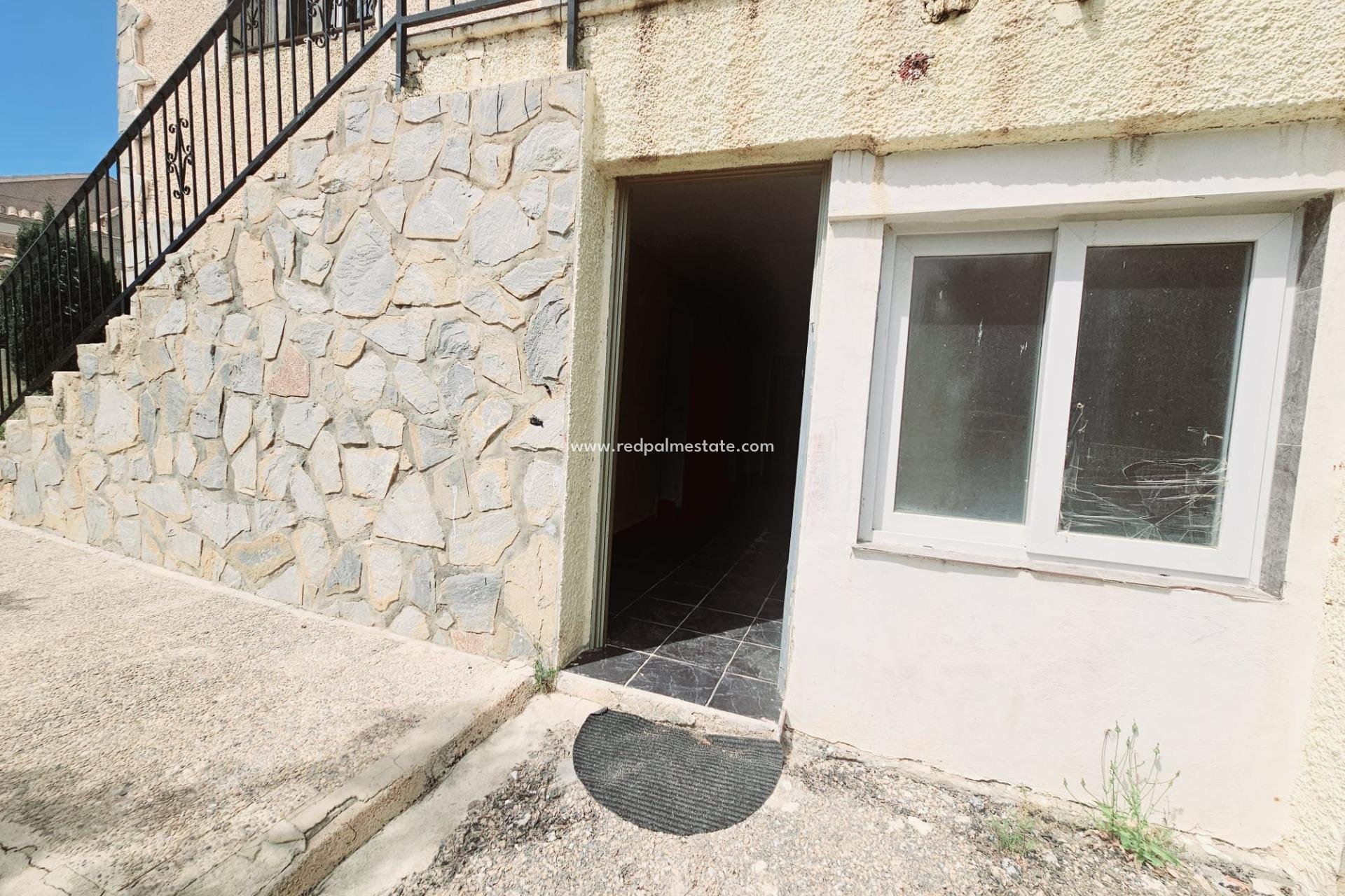 Reventa - Villa -
Torrevieja - Los balcones