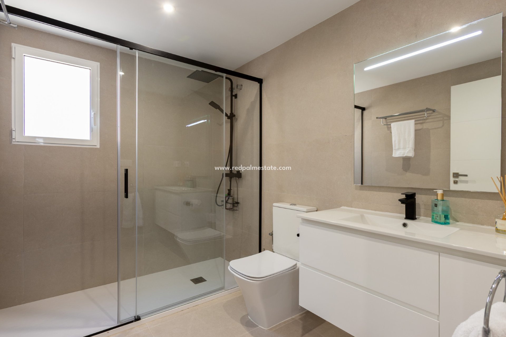 Reventa - Villa -
Torrevieja - Los balcones