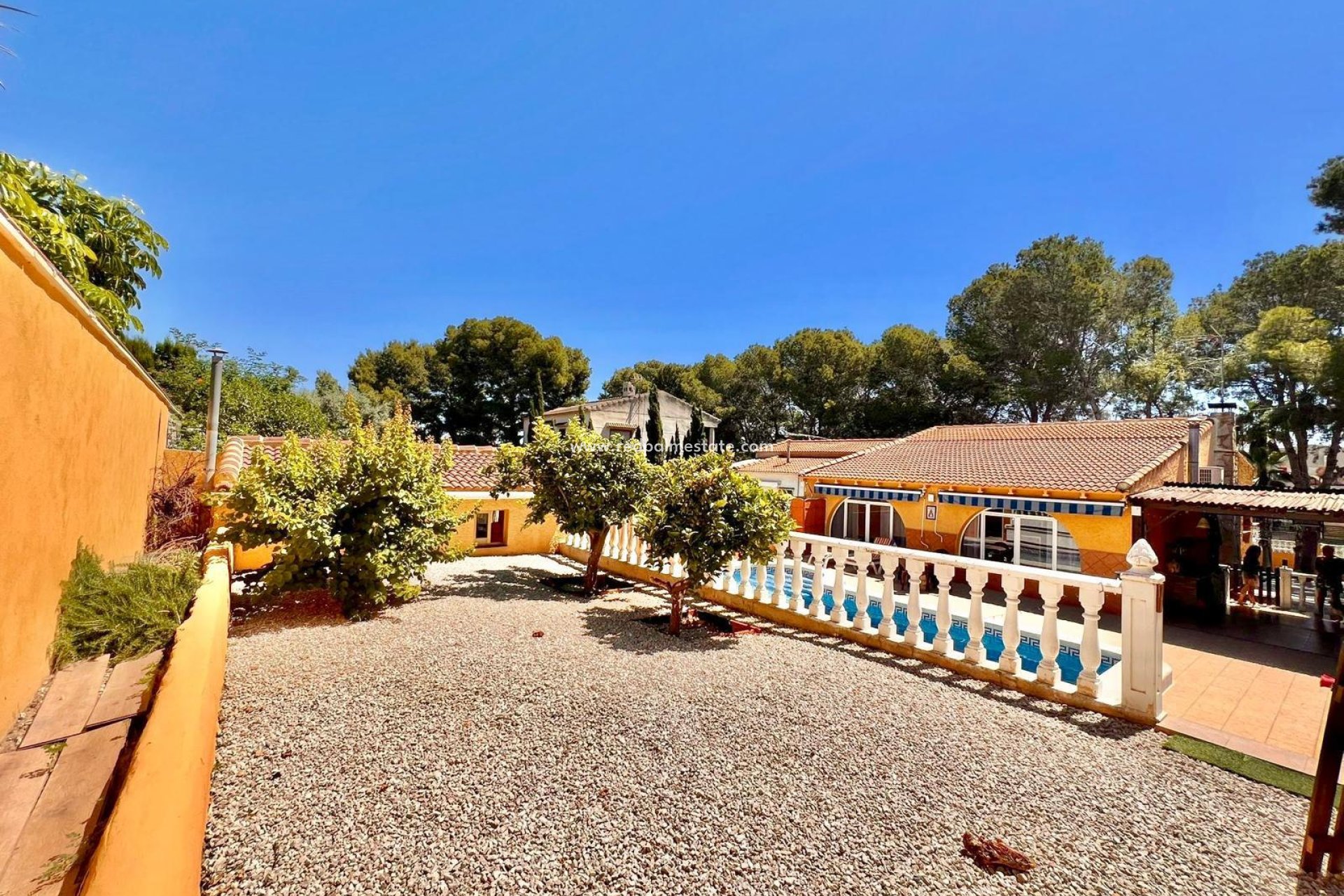 Reventa - Villa -
Torrevieja - Los balcones