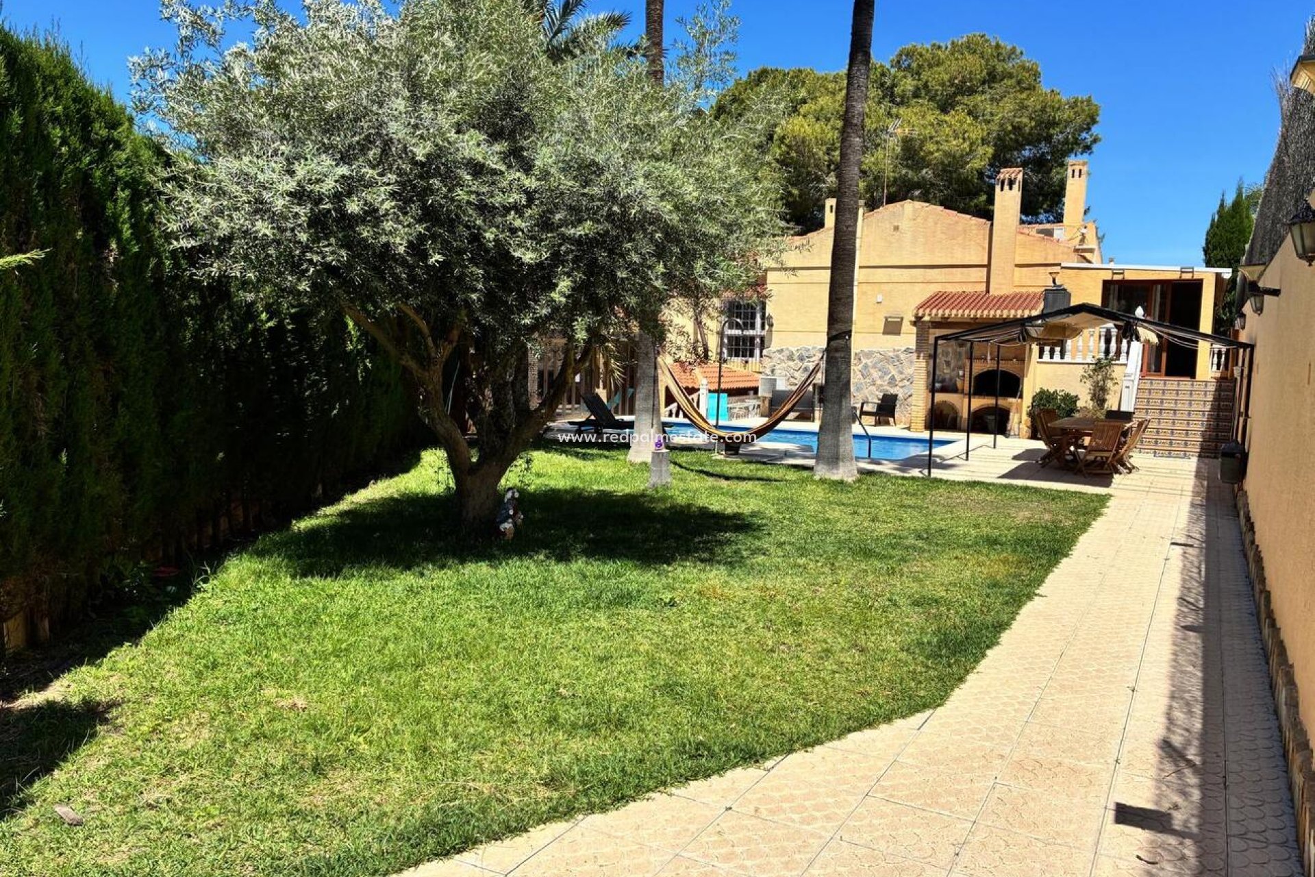Reventa - Villa -
Torrevieja - Los balcones