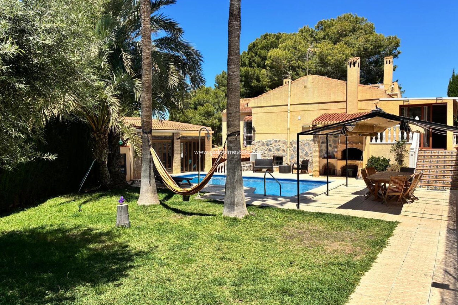 Reventa - Villa -
Torrevieja - Los balcones