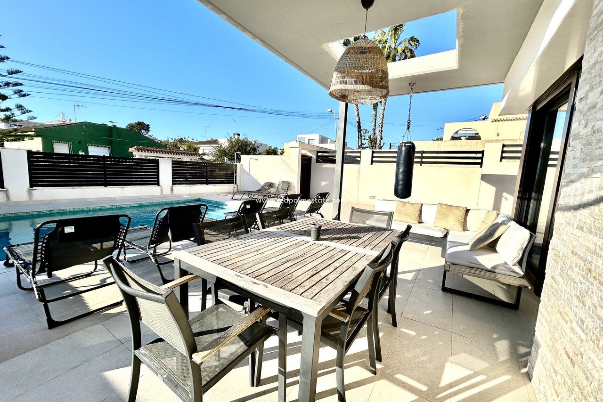 Reventa - Villa -
Torrevieja - Los balcones