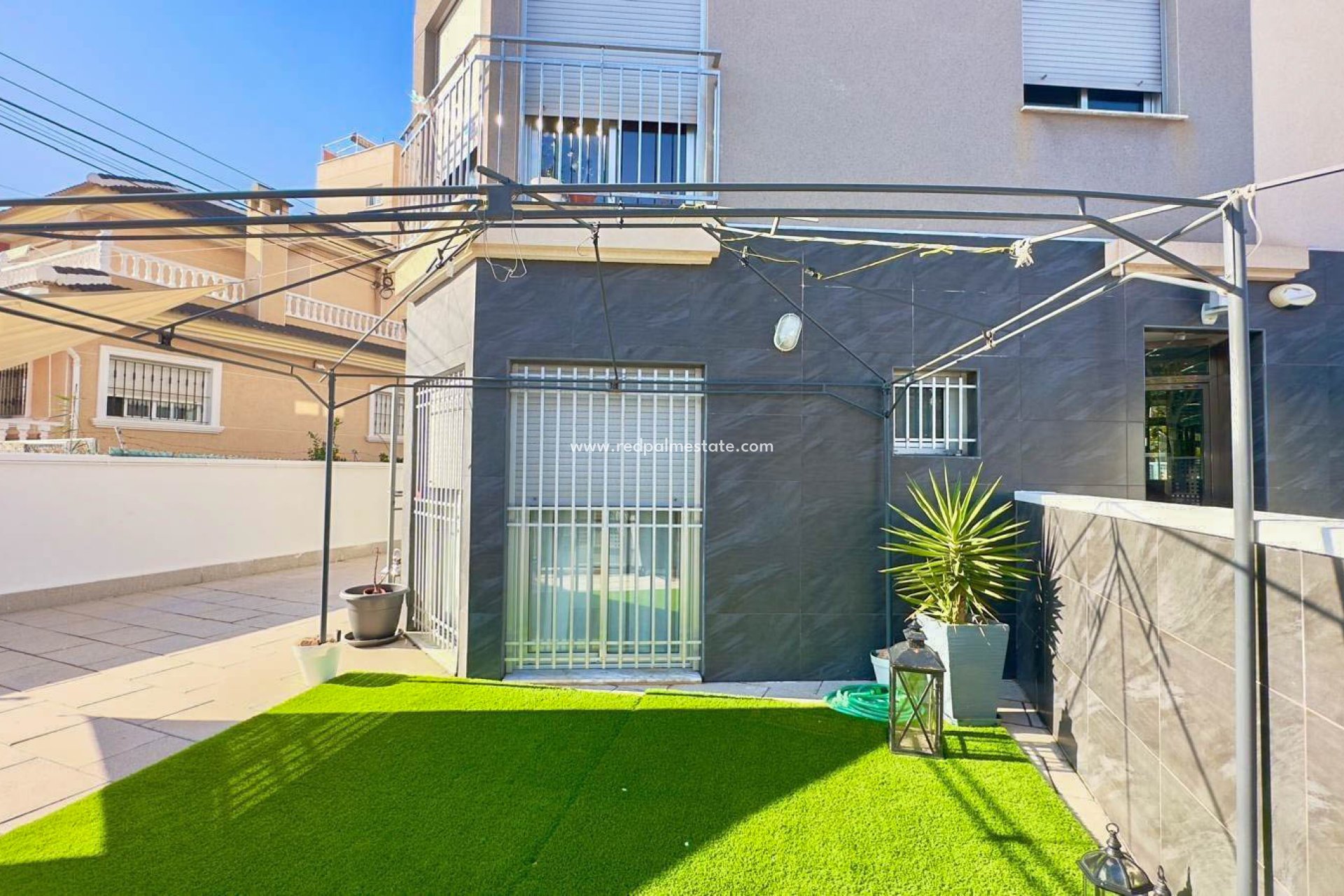 Reventa - Villa -
Torrevieja - Nueva Torrevieja - Aguas Nuevas