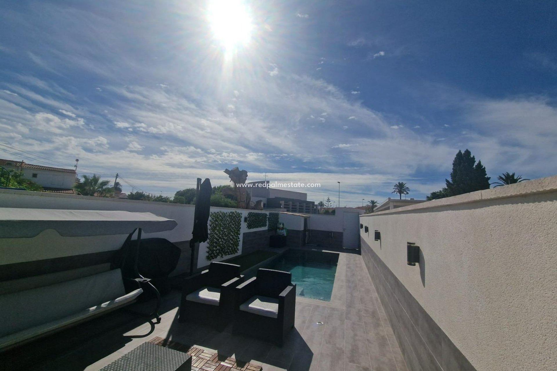 Reventa - Villa -
Torrevieja - Paseo maritimo