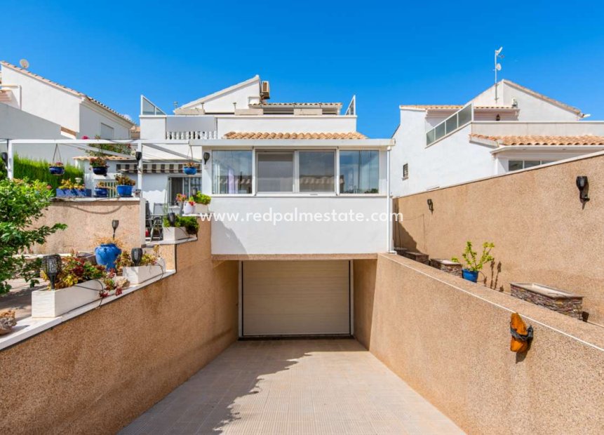 Reventa - Villa -
Torrevieja - Punta prima