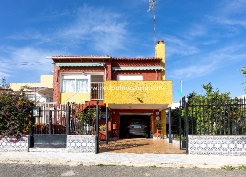 Reventa - Villa -
Torrevieja - Punta prima