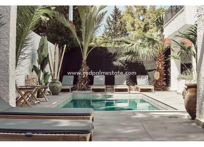 Reventa - Villa -
Torrevieja - Punta prima