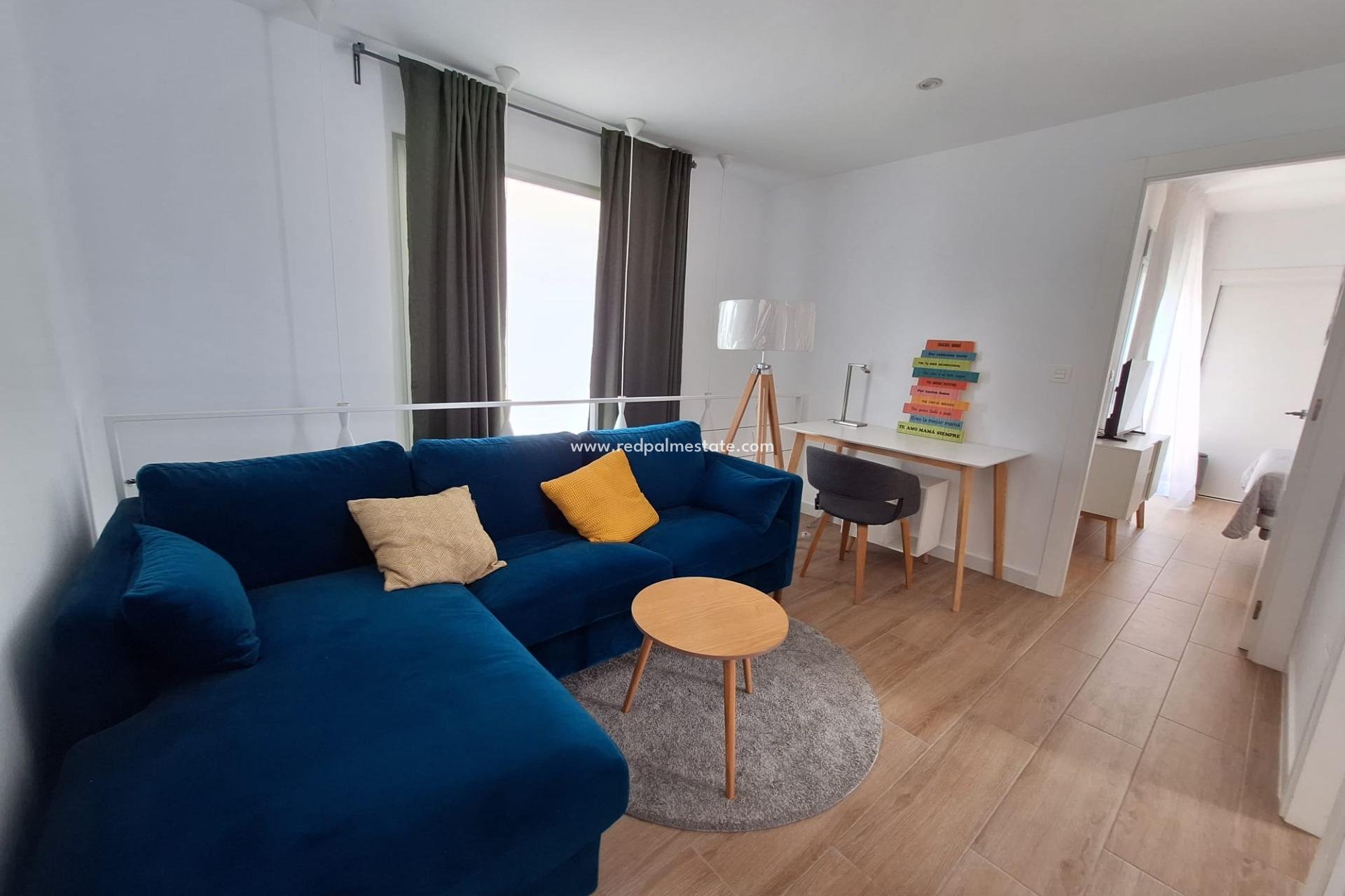 Reventa - Villa -
Torrevieja - Rosaleda-los frutales