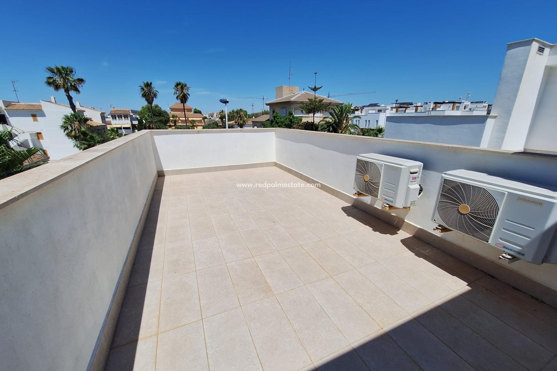 Reventa - Villa -
Torrevieja - Rosaleda-los frutales