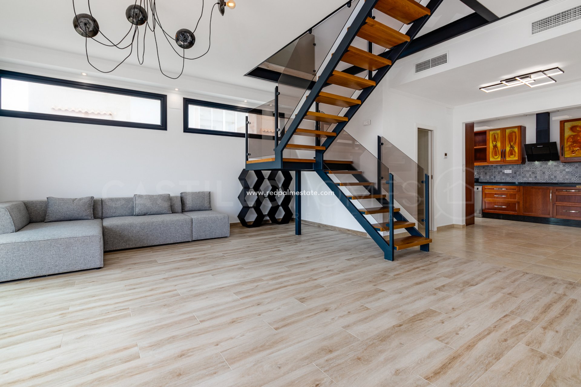 Reventa - Villa -
Torrevieja - Torre del moro