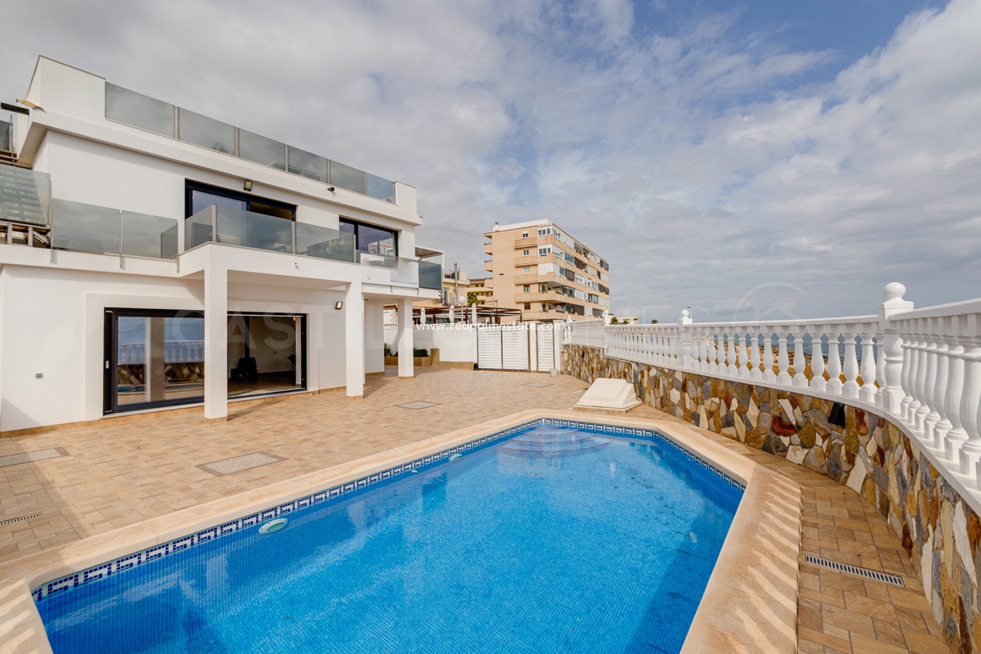Reventa - Villa -
Torrevieja - Torre del moro