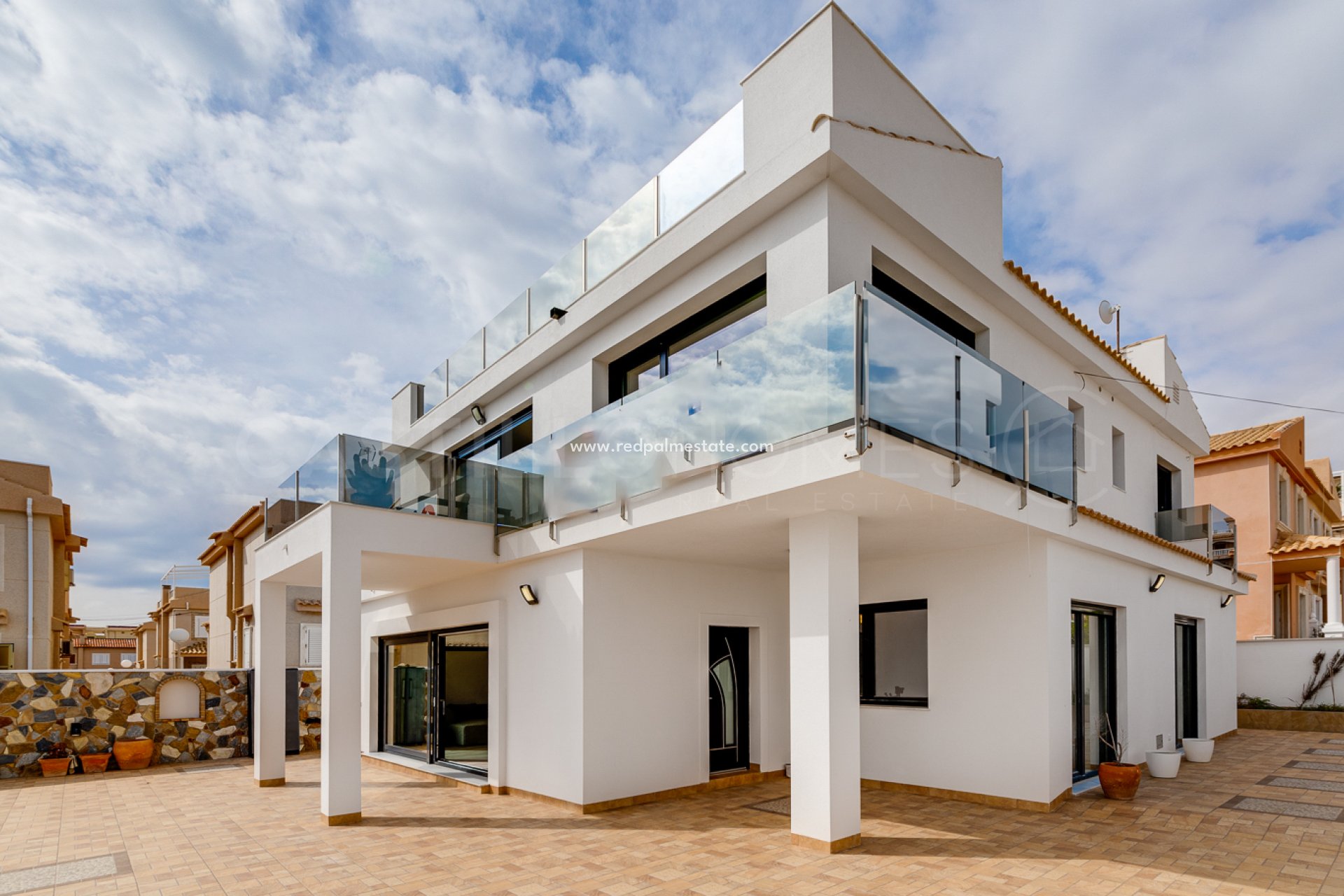 Reventa - Villa -
Torrevieja - Torre del moro