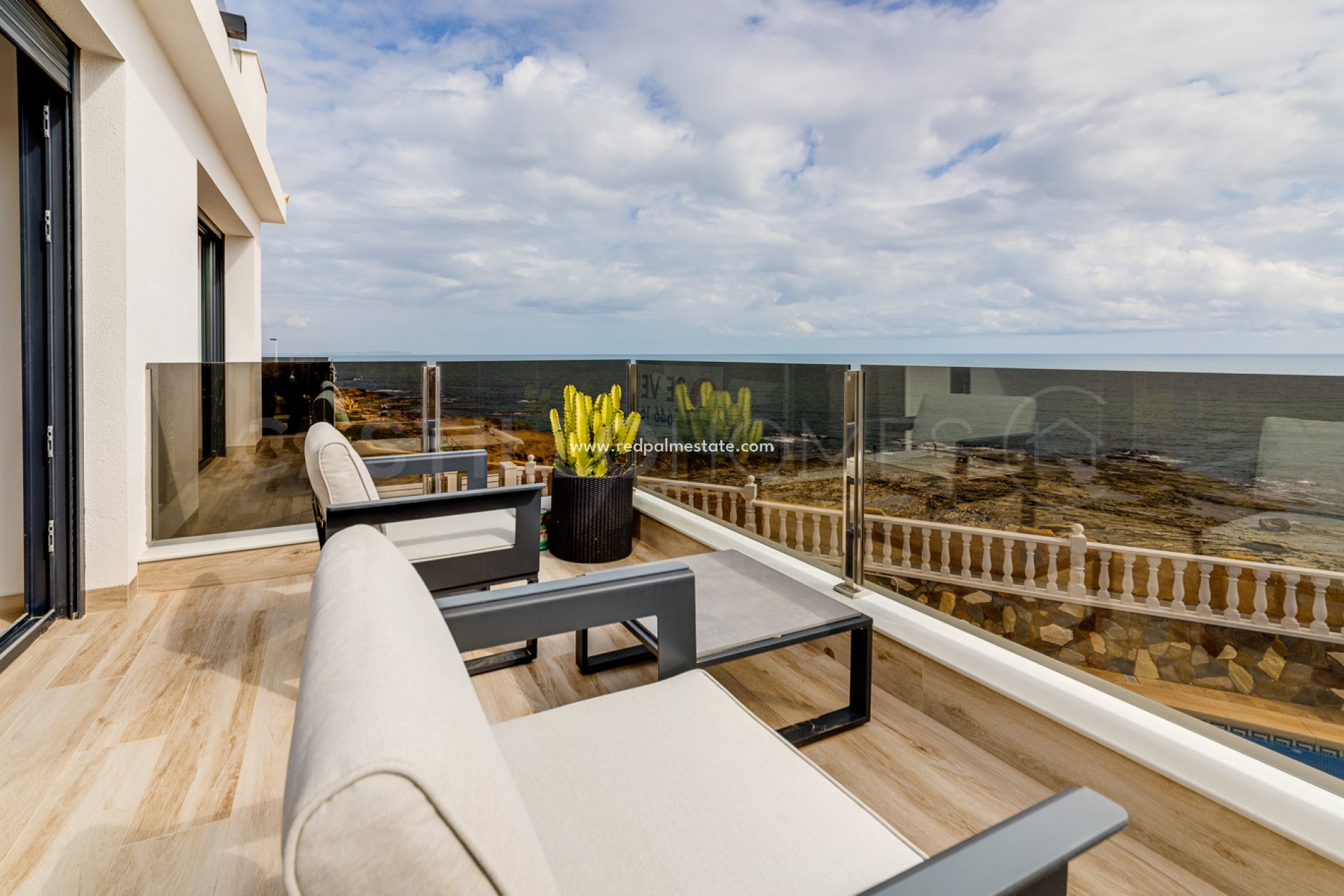 Reventa - Villa -
Torrevieja - Torre del moro