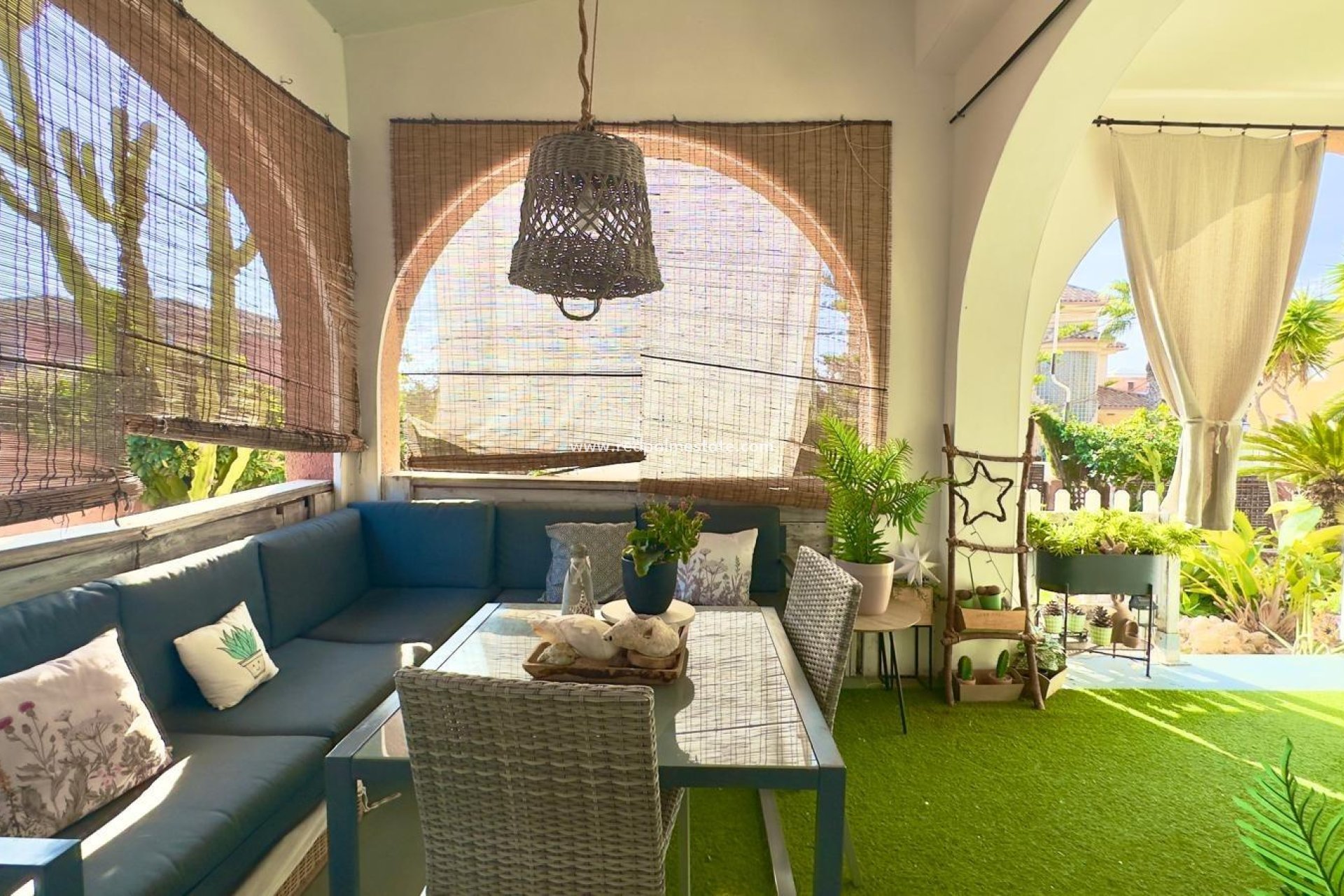 Reventa - Villa -
Torrevieja - Torreblanca